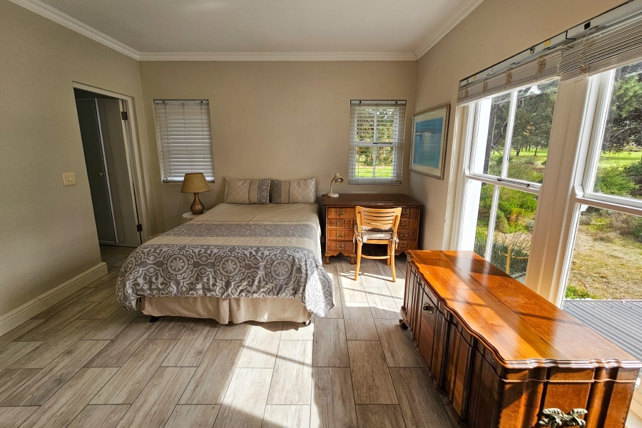 4 Bedroom Property for Sale in Goose Valley Western Cape